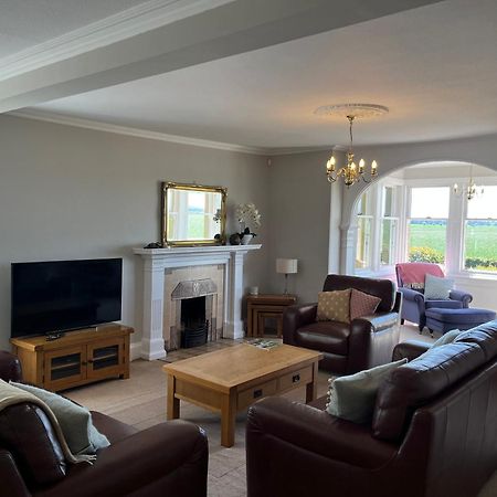 Vicarsford Farmhouse With Hot Tub Leuchars Exterior photo