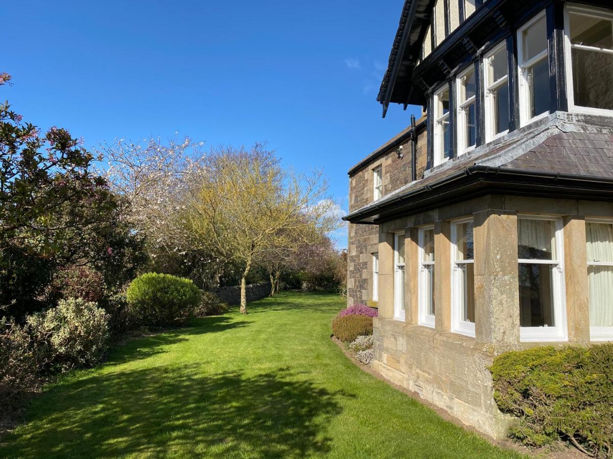 Vicarsford Farmhouse With Hot Tub Leuchars Exterior photo