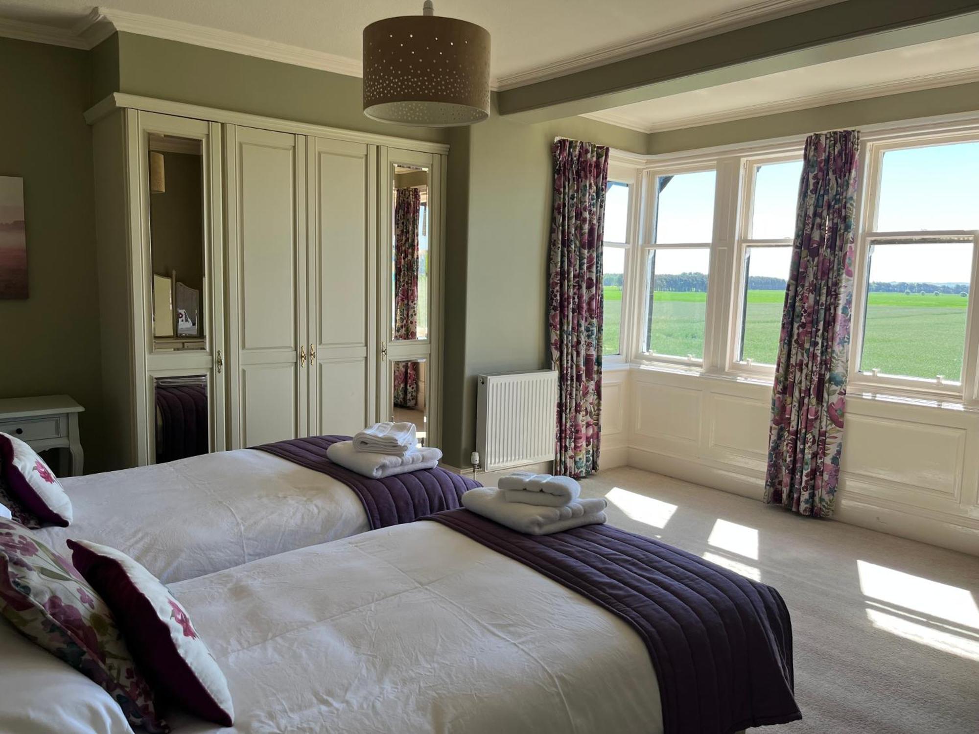 Vicarsford Farmhouse With Hot Tub Leuchars Exterior photo